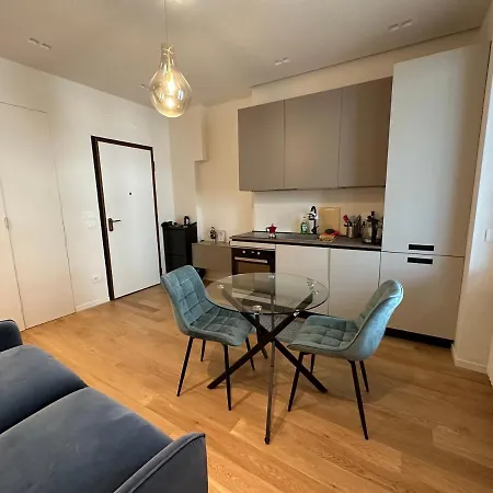 Domus Nolo アパート *